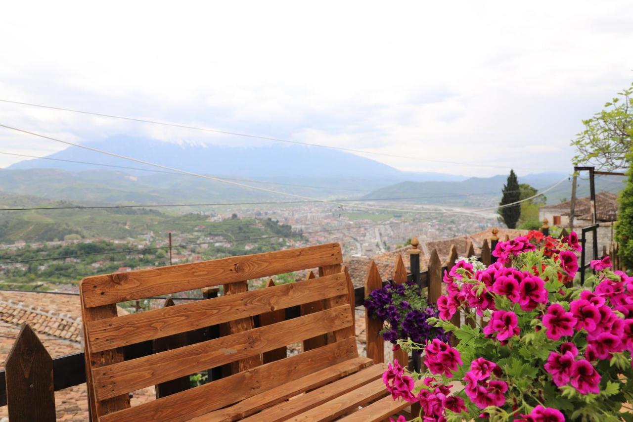 Guest House Maria - Berat Castle Εξωτερικό φωτογραφία