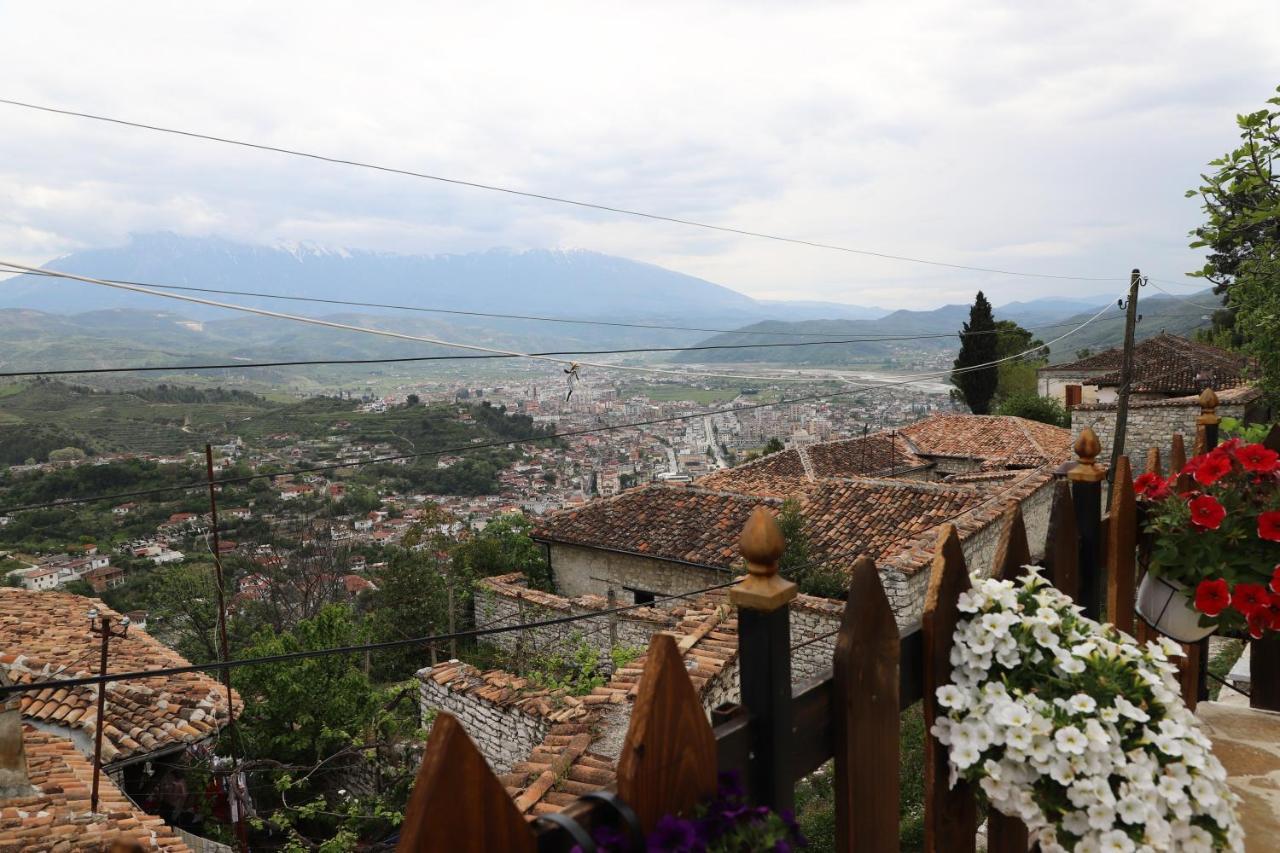 Guest House Maria - Berat Castle Εξωτερικό φωτογραφία